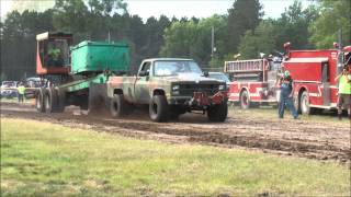 preview picture of video 'WEIDMAN DAYS 2014 TRUCK PULLS SLIDESHOW'