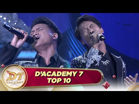 Duet Spektakuler! Robi & Owan Sukses Bawakan “Jalan Datar” Bikin Juri Takjub! | D’Academy 7 Top 10