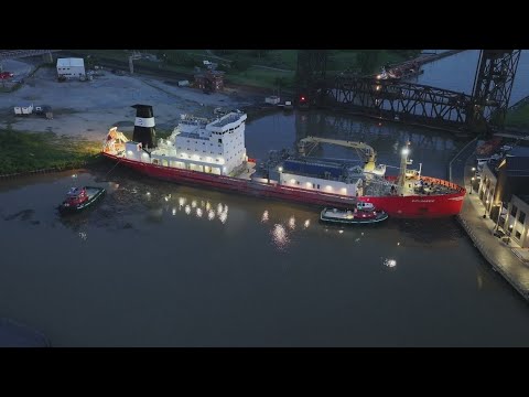 Ship moved after blocking Cuyahoga River in Cleveland