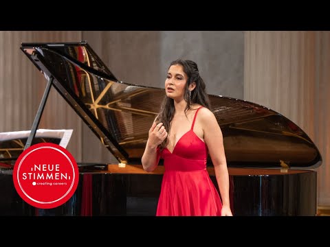 Anita Monserrat sings ‘Tes yeux sont doux' from Shéhérazade  (Ravel) Thumbnail