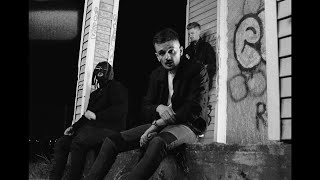 SAXOFON Lyrics English Translation