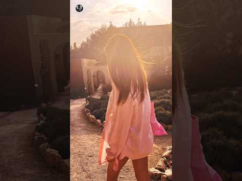 🇮🇹 Annalisa instagram post summertime at france🥖. #annalisa #italia #movimentolento