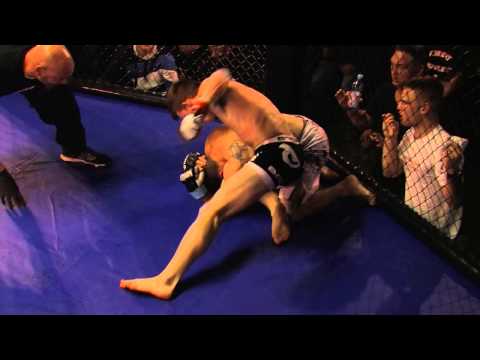 Kombat Komplett 7 - Fight 2 - Travis Romlesk -vs- Dan Peter