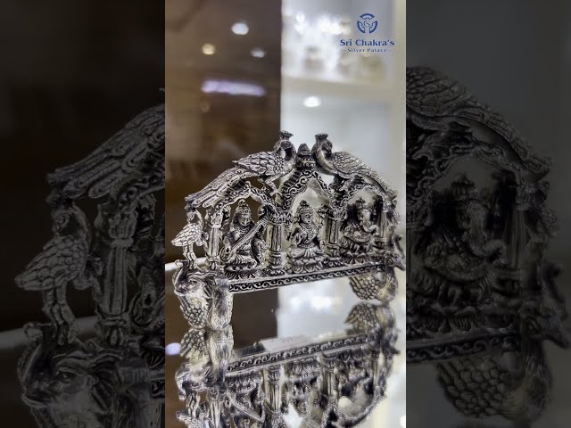 Vídeo relacionado con Ganesh Laxmi Estatua Lord Ganesha Lakshmi Murti para Puja Home Temple Mandir India Tradicional Festival Laxmi Poojan Año Nuevo Regalos Pooja Ganpati Lakshmi Escultura Showpiece (Tamaño: -3 x 1,5