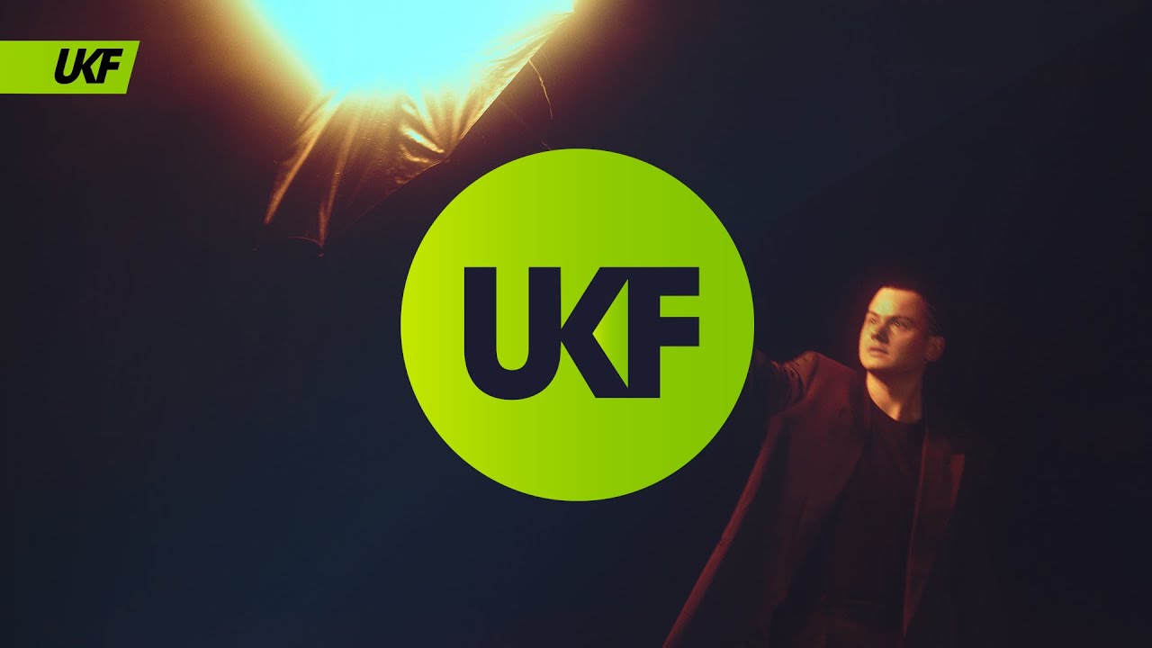 The Caracal Project - The lights on your face.