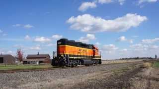 preview picture of video 'BNSF 2665, Long-Hood Forward, Light Engine at Chana, IL 10/25/2013'