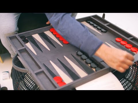 Backgammon Tutorial - Bearing off the board