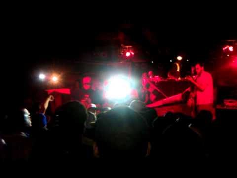 Fiend/International Jones Performs "I Just Wanna Float"