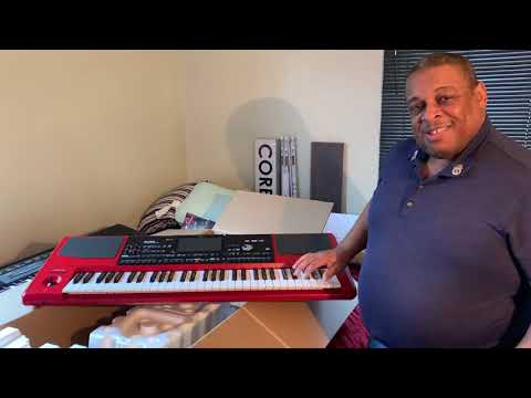 Korg Pa700 Red Unboxing