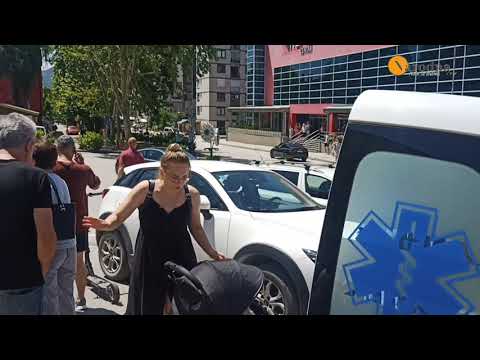 NAROD PRED KAKANJSKIM SUDOM DAO PODRŠKU UHAPŠENIM POLICAJCIMA: INTERVENISALA I HITNA, SRAMOTA KAŽU