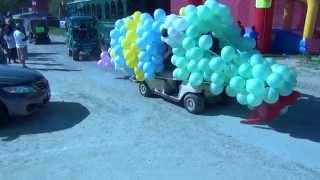 preview picture of video 'The Mountain in Canton Texas - Mardi Gras Parade 2015 Part 1'