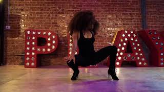 PURR MOVEMENT - SUMMER WALKER - &quot;GIRLS NEED LOVE&quot;