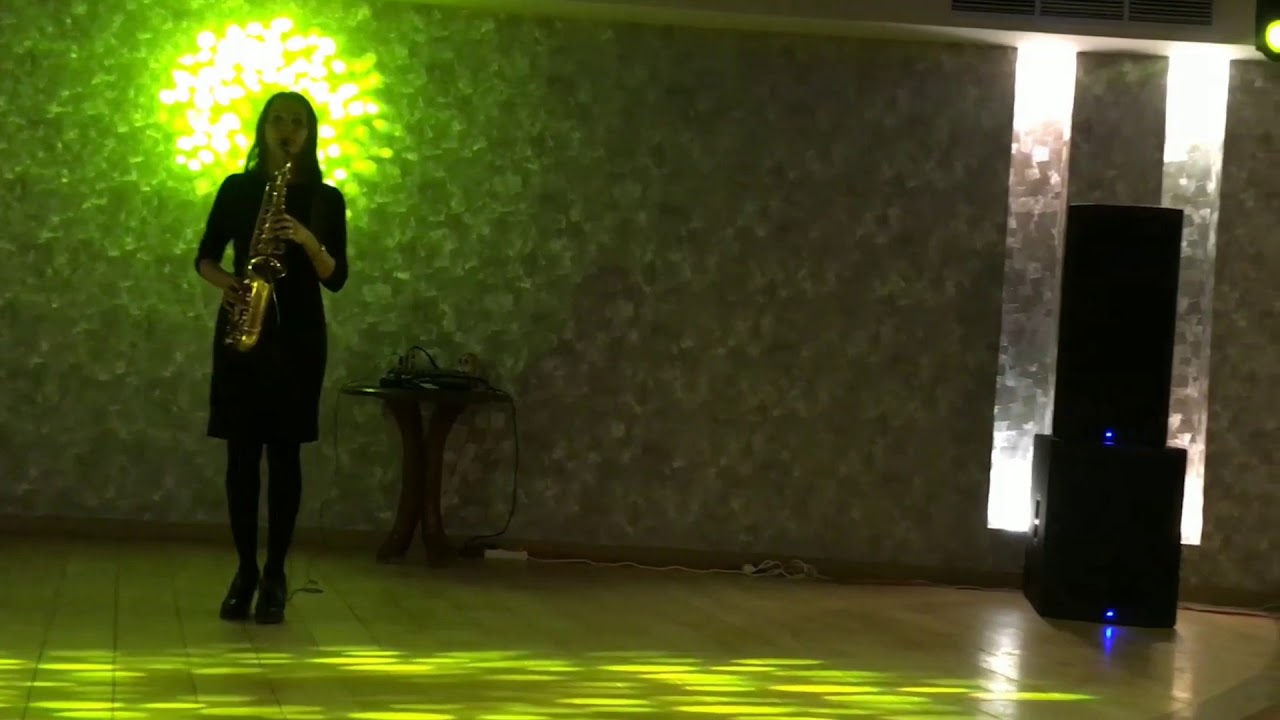 Promotional video thumbnail 1 for Professional Saxophone Player, Anna P