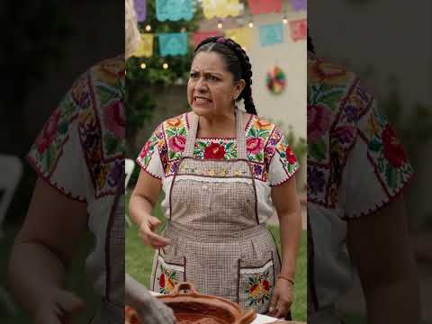Aguafiestas en el baile sonidero de la colonia 🎶👽 #Shorts #alien #humor #risas
