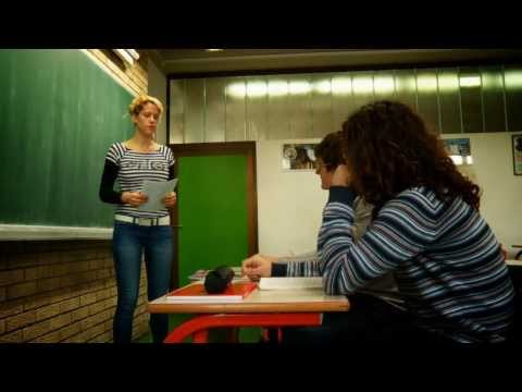 4. C (Skeč) III. gimnazija Split 2013./2014.