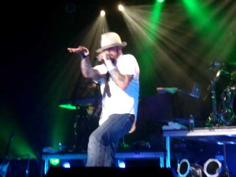 AJ McLean - 09 Gorgeous - Live Zepp Nagoya 2010