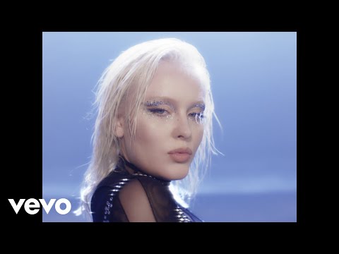 ZARA LARSSON - Love Me Land