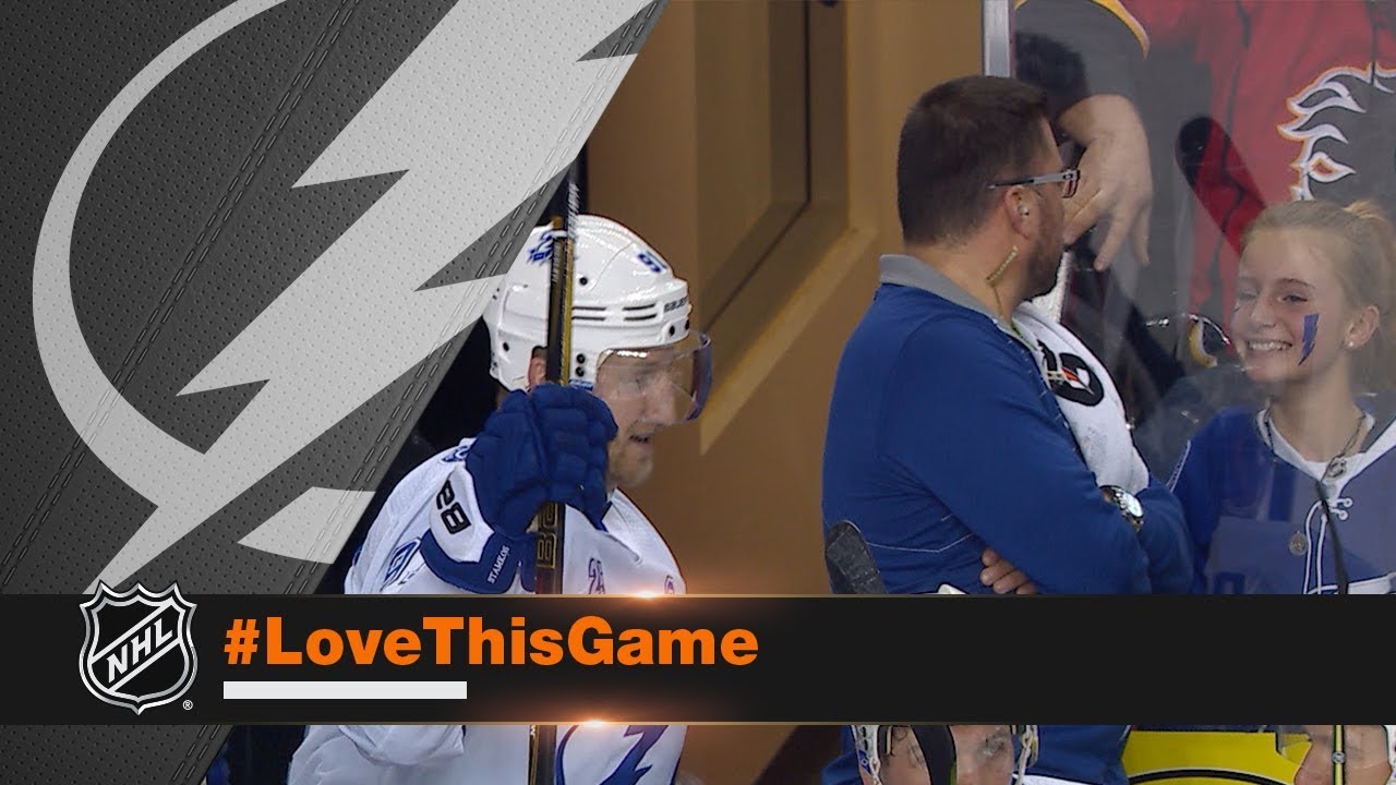 Vidéo: Steven Stamkos a un COEUR GROS COMME LA TERRE..Carey Price a une PEANUT...