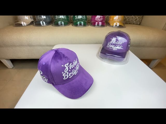 قبعة Shine Bright البنفسجية