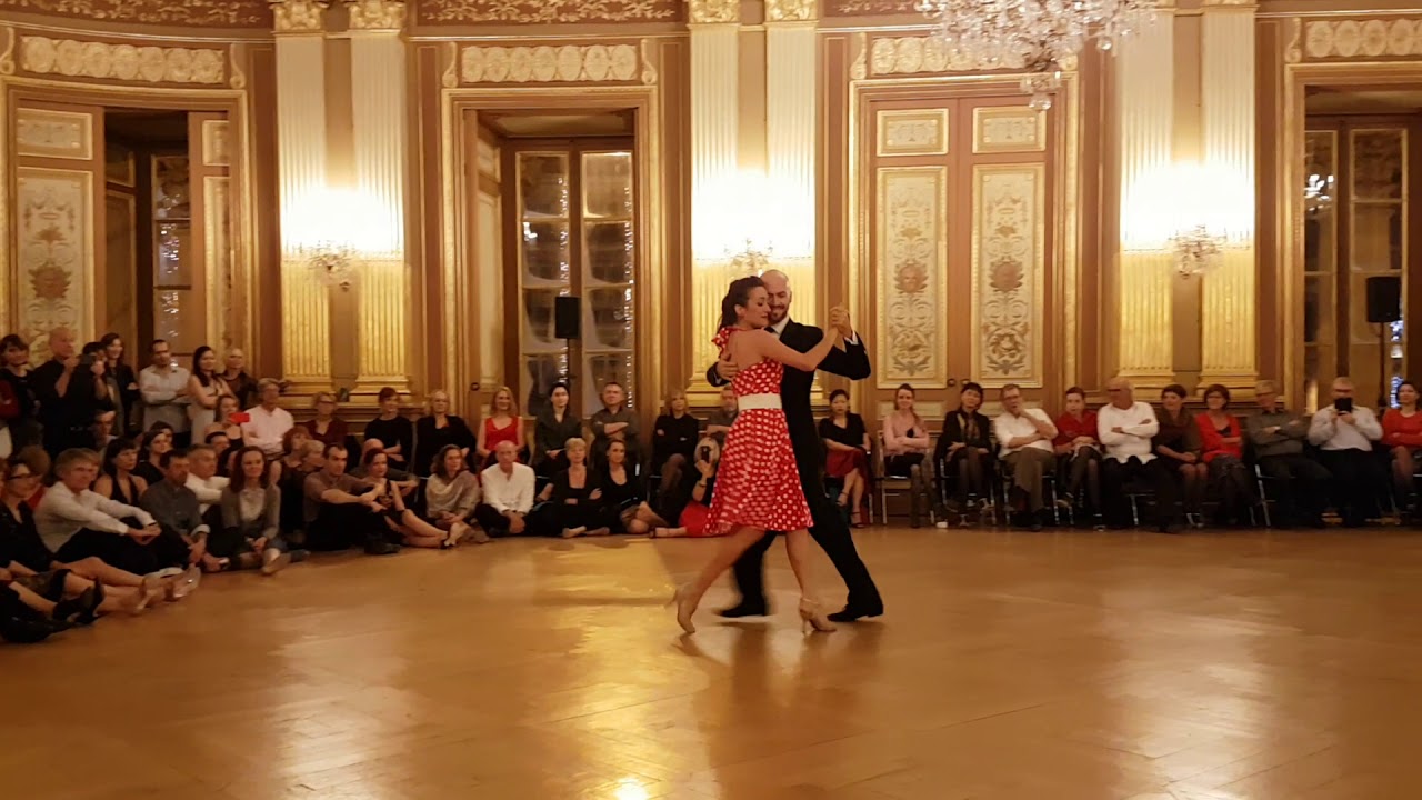 Video thumbnail for Santiago Giachello & Maria Belén Giachello @ Festival Tango à L'Opéra de Bordeaux _ Démo 4/5