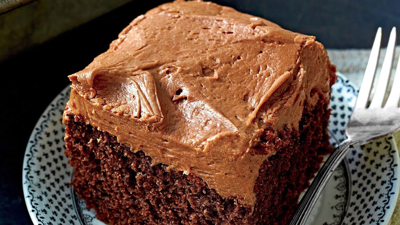 Chocolate-Mayonnaise Cake | Southern Living