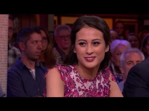 MeisjeDjamila: van YouTube naar bioscoop - RTL LATE NIGHT
