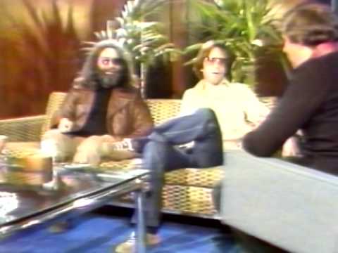 Jerry Garcia & Bob Weir - Interview - 11/6/1979 - Philadelphia (Official)