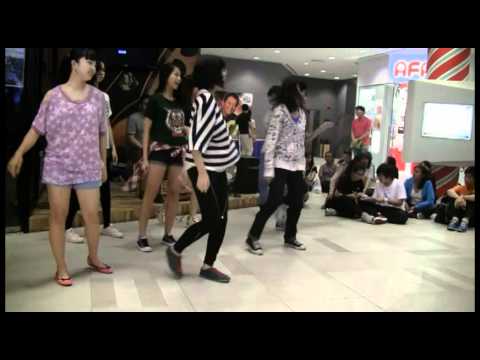 120420 KPOP Dance Off Vol 19 - SNSD: Tell Me Your Wish (Genie)