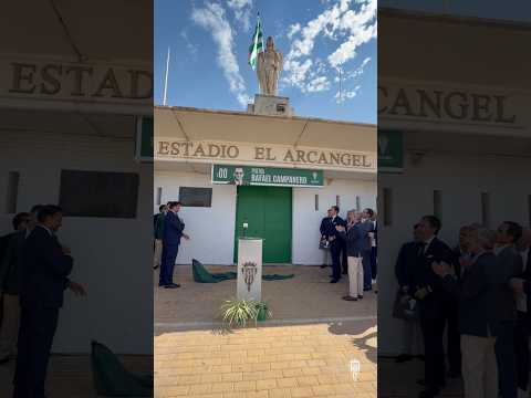 La Puerta 00 ya es la 𝐏𝐮𝐞𝐫𝐭𝐚 𝐑𝐚𝐟𝐚𝐞𝐥 𝐂𝐚𝐦𝐩𝐚𝐧𝐞𝐫𝐨. Por siempre y para siempre 🏟️💚