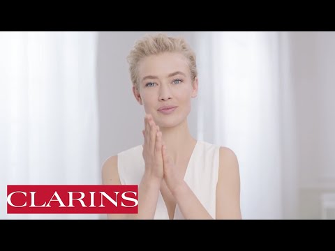 Clarins Double Serum Complete Age Control Concentrate, 50 ml video