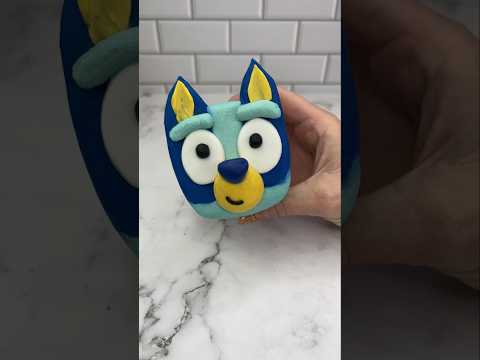 BLUEY🩵💙 Did you know Bluey is a girl? #cupcake #cakedbyrach #bluey #cakeart #cakedecorating #short
