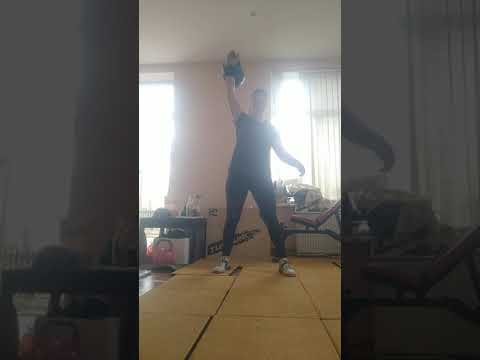 Anda Cielava. snatch 10 min; 12kg; 224 reps