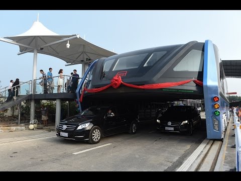 Awesome! China's futuristic "straddling bus" launches 1st road test