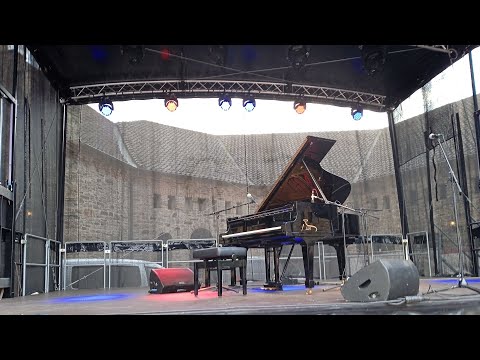 Jörg Hegemann spielt Boogie Woogie im Haus Opherdicke