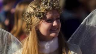 Love Grows at Christmastime (Lyrics) - One Voice Children&#39;s Choir