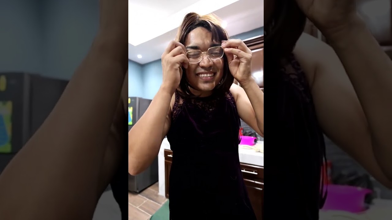 Watch COMO LO VE MI MAMA #shorts Now COMO LO VE MI MAMA #shorts