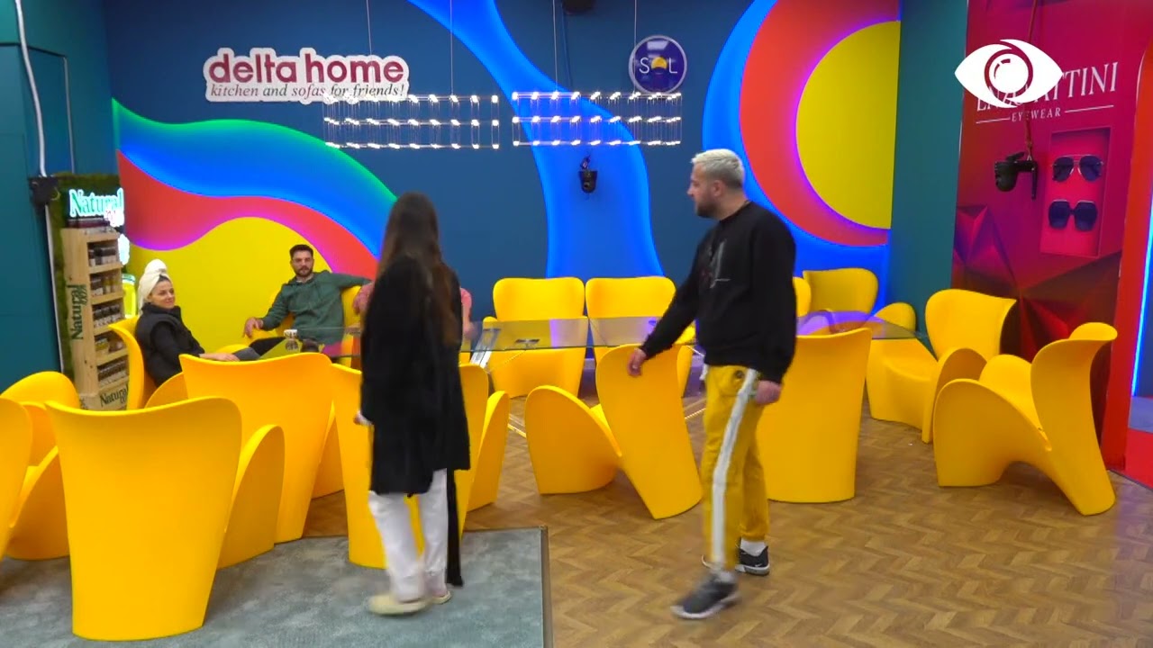 Kanë një mllef/Banorët bisedojnë