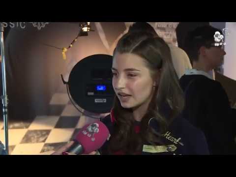 Julia Wieniawa skarży się: "Wszyscy przypominają mi o maturze"