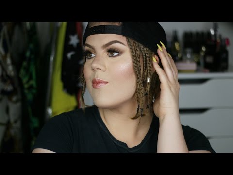 New Makeup Trend: Metallic Lips