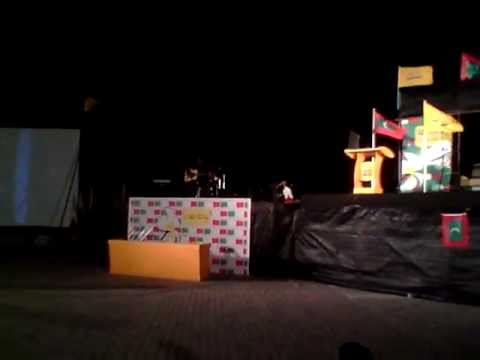 Shiuz live acoustic midnight session at Insaafuge Dhathuru 1...#mvcoup