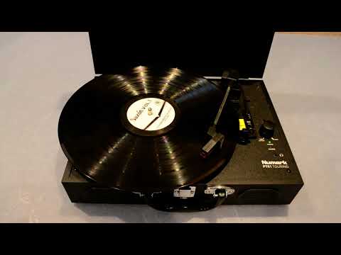 Numark PT01 Touring Suitcase Turntable 2010s - Black image 4