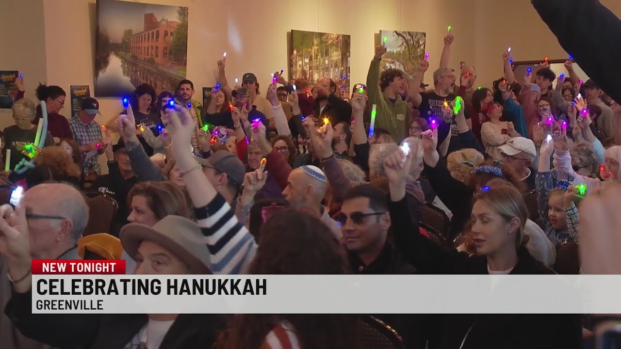 Giant menorah lit! 20th Annual Hanukkah on Main kicks off