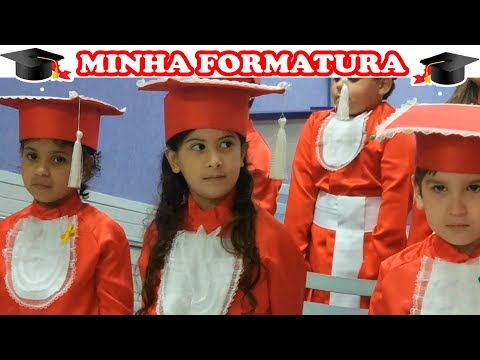 FESTA DE FORMATURA DA MARIA CLARA FIGURINHA DA AREA