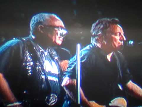Hold On Im Comin'- Bruce Springsteen and Sam Moore Rock an Roll Hall of Fame