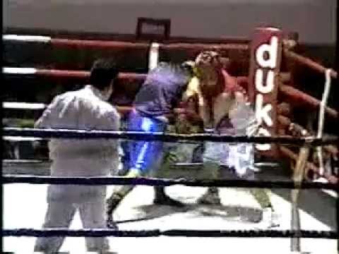Rodrigo Alberto "Cintura" Navarro vs. Rubén Ricardo "La Roca" Ponce (amateur)