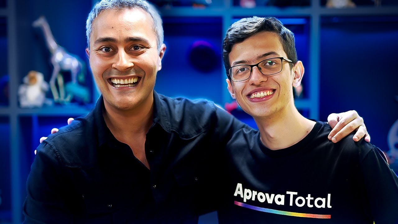 Prof. Paulo Jubilut entrevista André Araújo: a maior média nacional no Enem é aluno Aprova Total