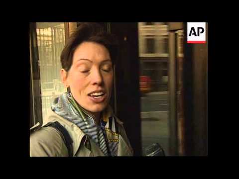 UK: LONDON: BARINGS BANK STAFF: NICK LEESON COMMENTS