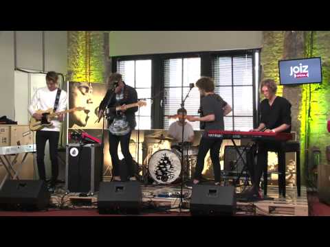 Urban Cone - 'We Should Go To France' on Joiz Germany (10 April, 2015)