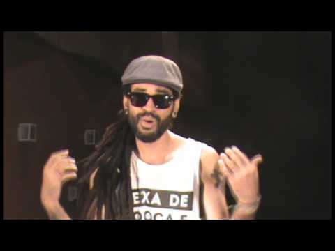 MC Coscarque: Rima e movimento na produção de seu primeiro disco