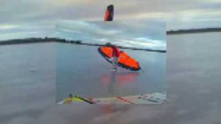 preview picture of video 'Kitewing Maardus 31 12 2008'
